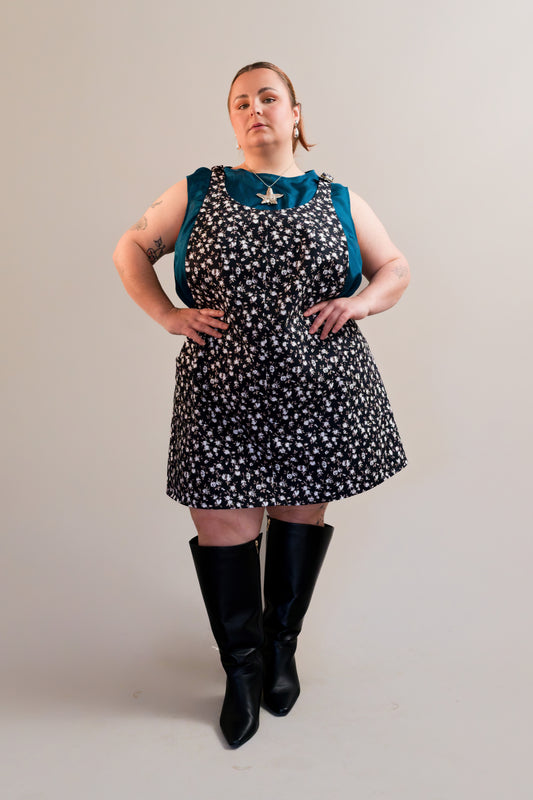 "Posy" Pinafore