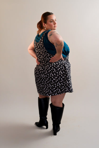 "Posy" Pinafore
