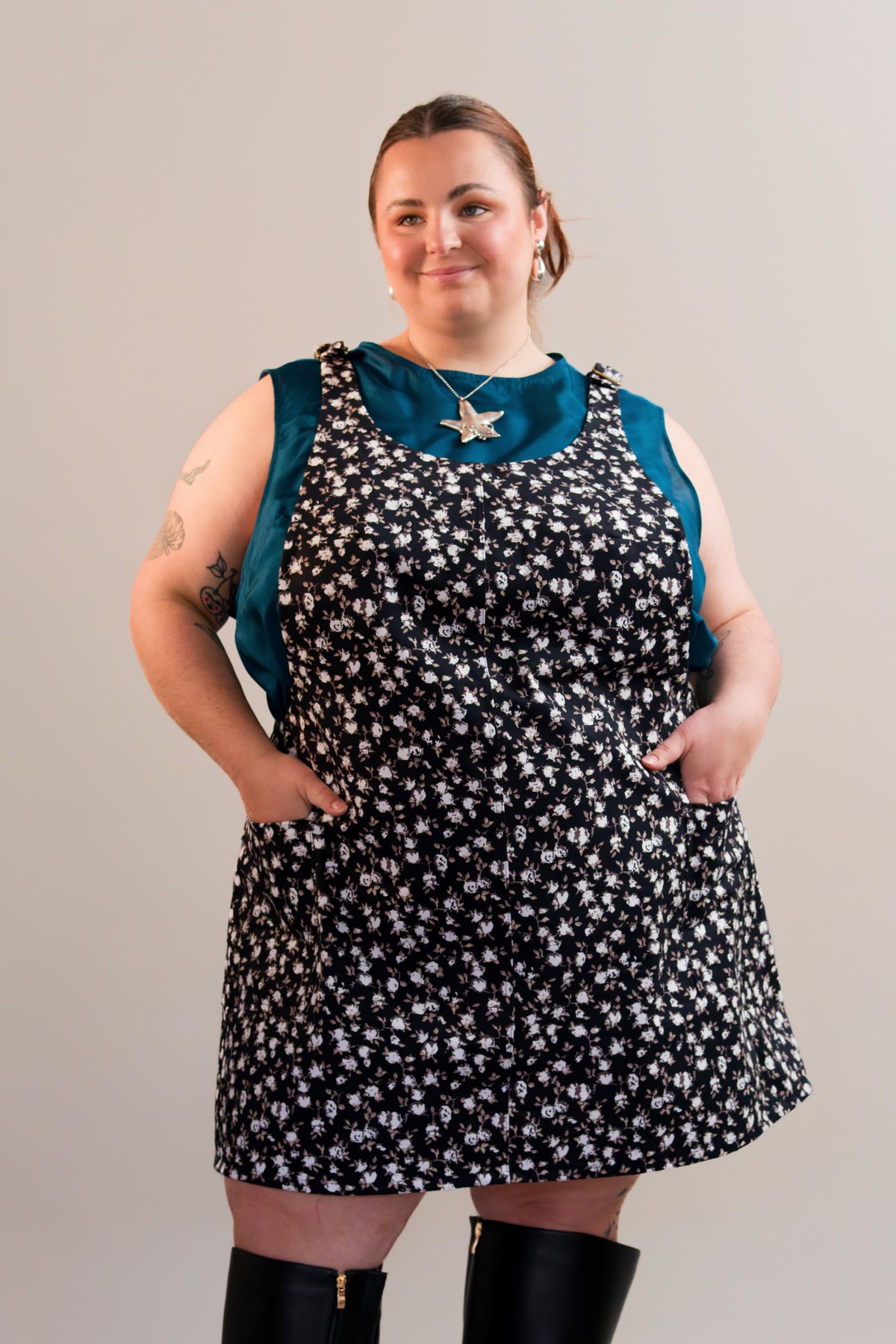"Posy" Pinafore