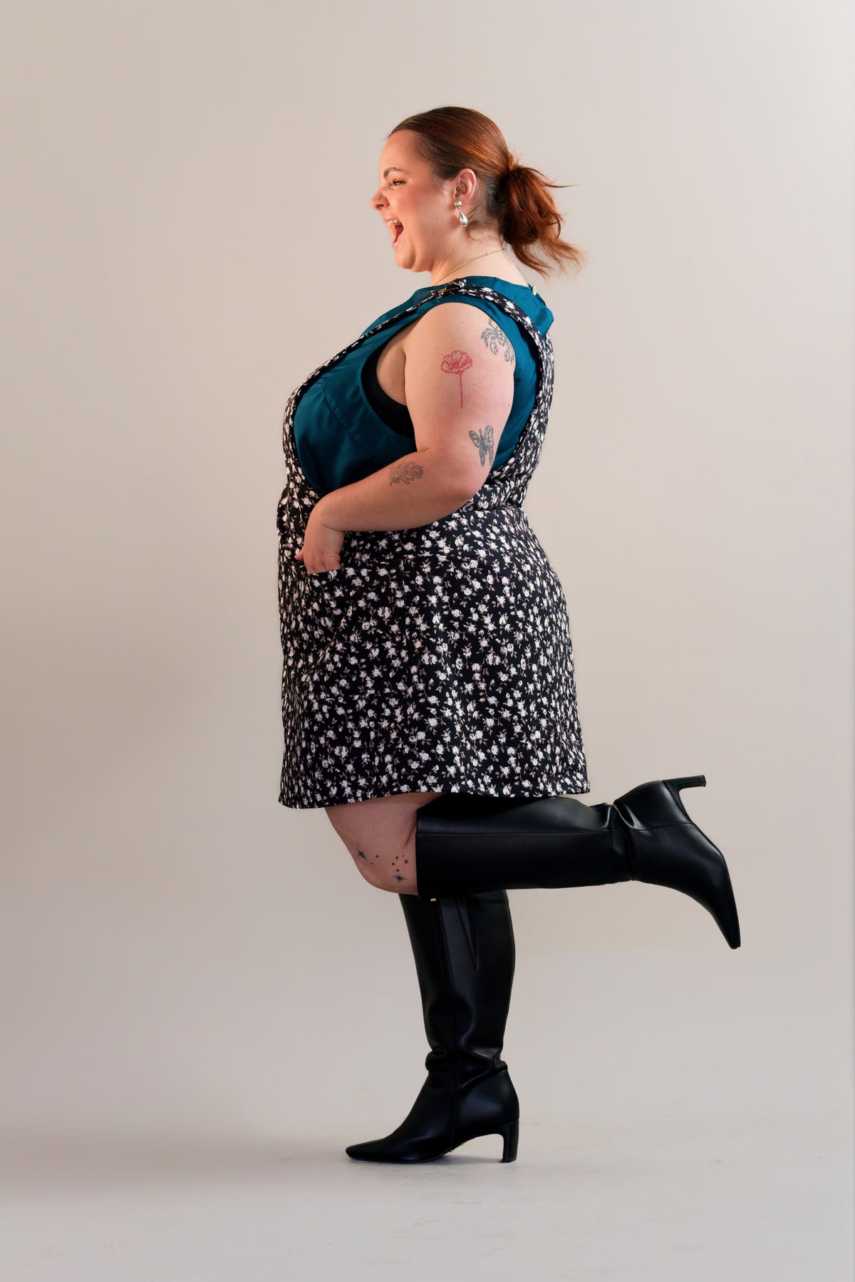 "Posy" Pinafore