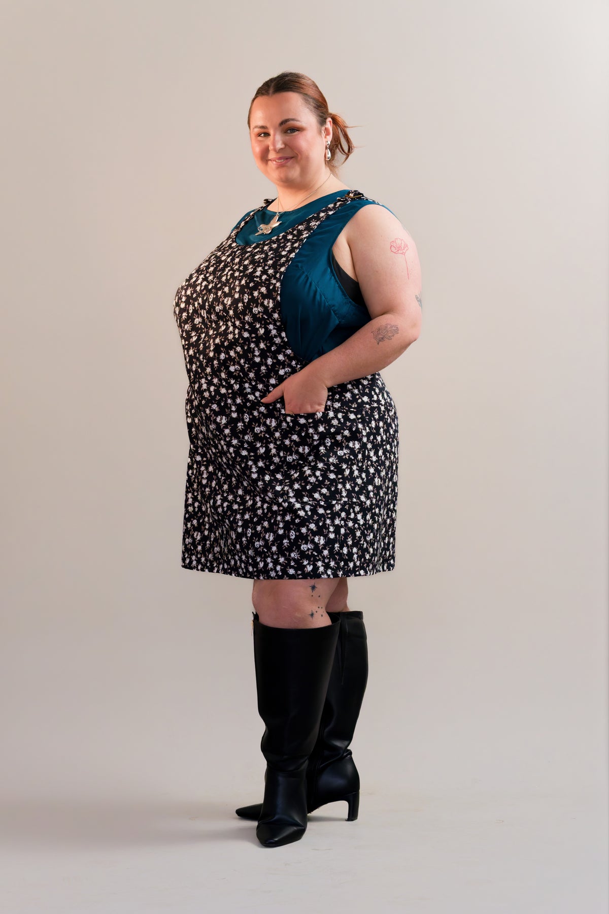 "Posy" Pinafore